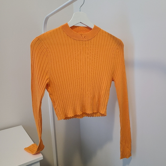 ZARA Orange Top - Picture 3 of 6